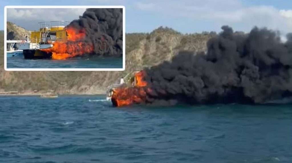 Un catamarán con 89 turistas sufrió un incendio en Santa Marta, Colombia. Autoridades investigan las causas y rescatan a los pasajeros.