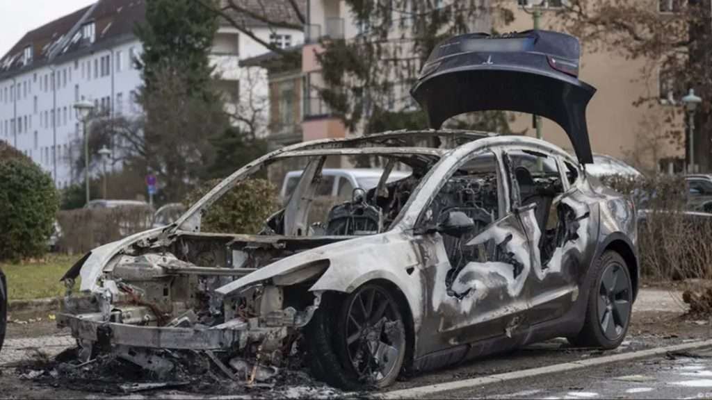 Ataques a Tesla considerados 'terrorismo nacional'