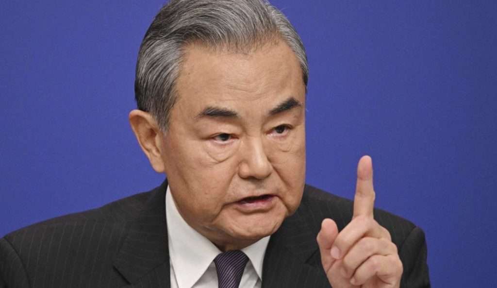 "Deben encarar el problema del fentanilo, no imponer aranceles": China responde a EE.UU.