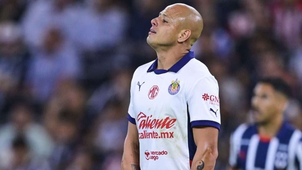 Chicharito queda fuera del Chivas vs Mazatlán