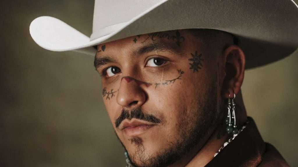 Entre lágrimas, Christian Nodal revela su mayor arrepentimiento