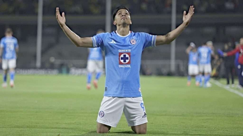 Cruz Azul vence al América y avanza en la Concachampions