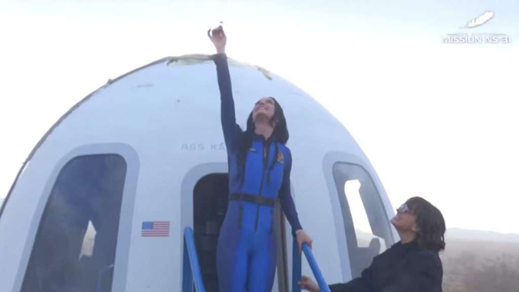Katy Perry viaja al espacio en el vuelo NS-31 de Blue Origin