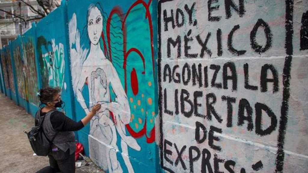 ¿Gobierno promueve ley que permitirá censurar contenidos en internet?