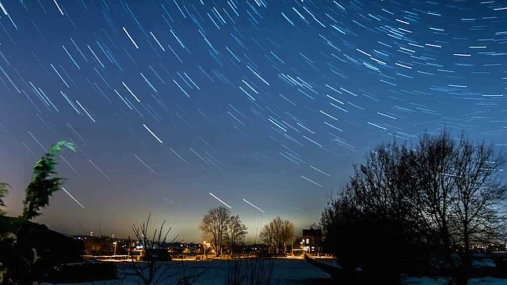 Doble lluvia de meteoros iluminará el cielo en abril
