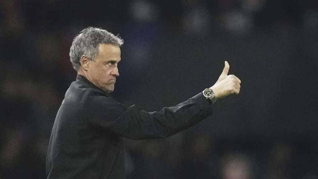 Luis Enrique, entrenador del PSG, consideró justo el resultado ante Aston Villa