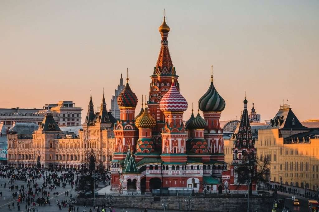 Por qué EE.UU. no incluyó a Rusia en la lista de países afectados por los aranceles