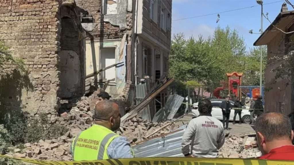 Sismo de magnitud 6.2 sacude Estambul