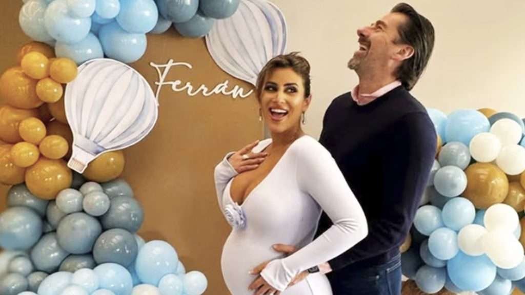 Sofía Rivera Torres y Eduardo Videgaray dan la bienvenida a su hijo Ferrán