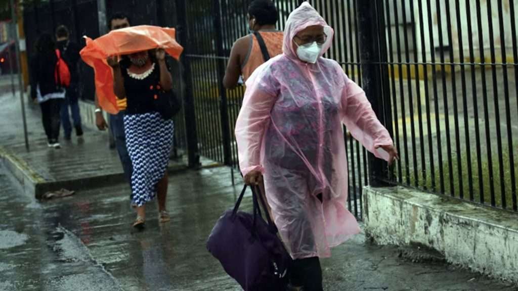 Ola de calor y lluvias intensas: el clima en México desata alerta en varias regiones