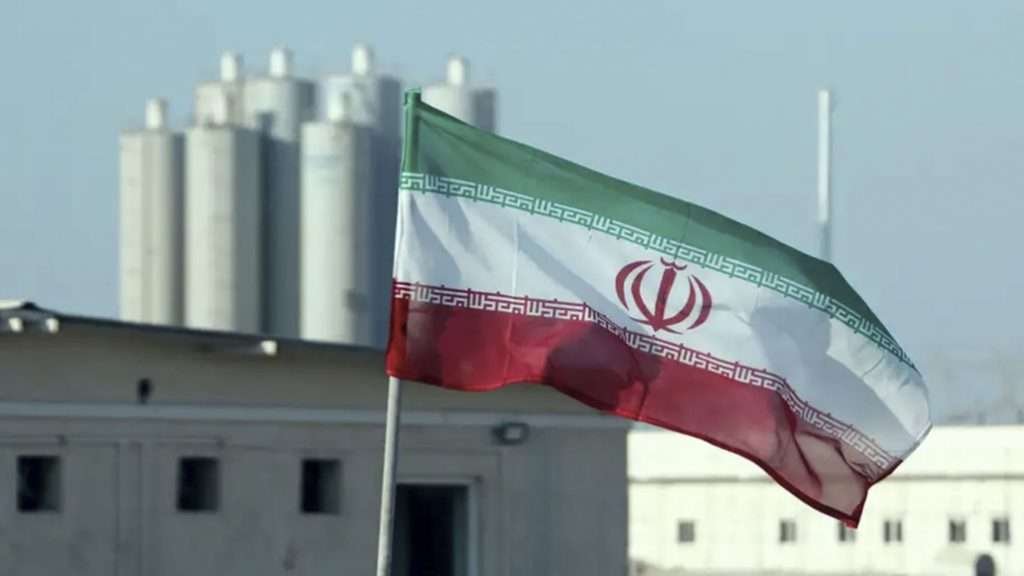 Irán defiende su derecho a enriquecer uranio antes de negociaciones con EE. UU.