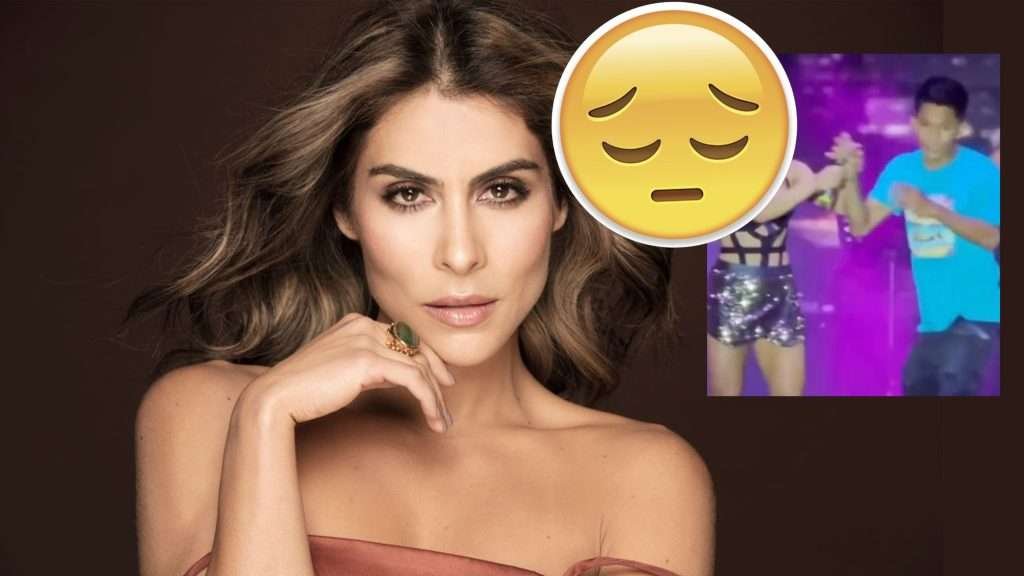 VIDEO: Arrebatan micrófono a Maria León y entra en pánico
