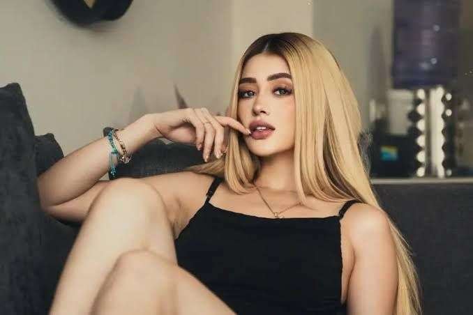 Influencer mexicana es asesinada EN VIVO por sicario