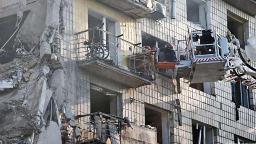 Tragedia en Kiev: Ataque ruso deja 14 muertos y más de 40 heridos