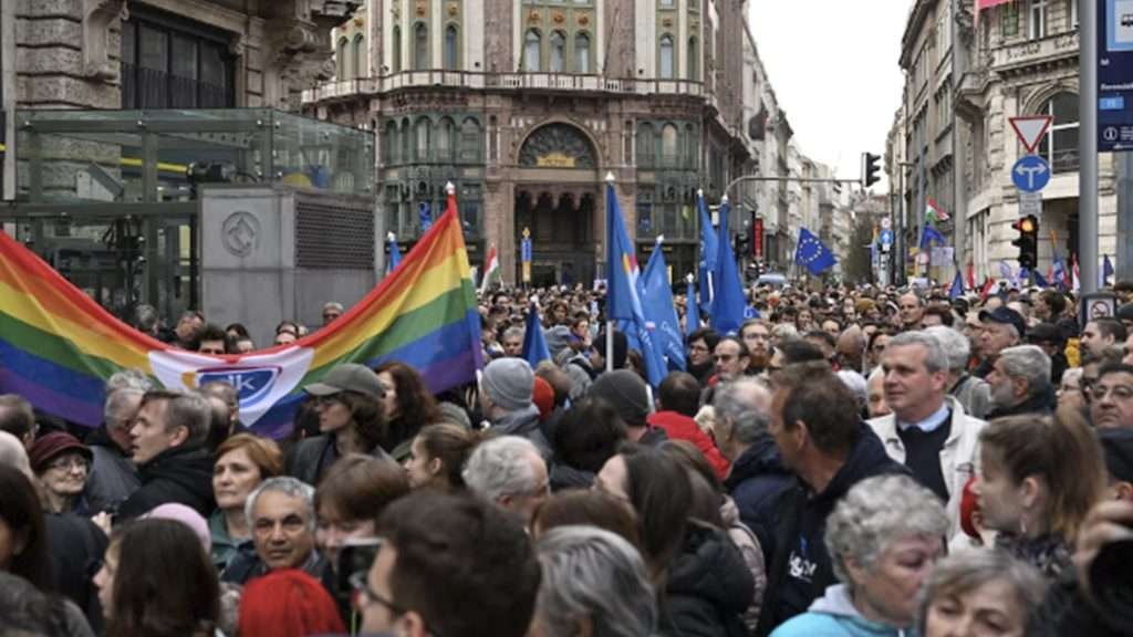 Budapest prohíbe la Marcha del Orgullo 2025