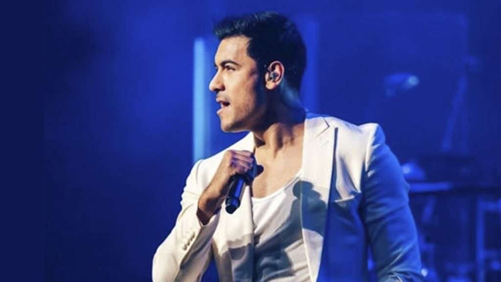 Carlos Rivera canta el tema de nueva telenovela de Televisa