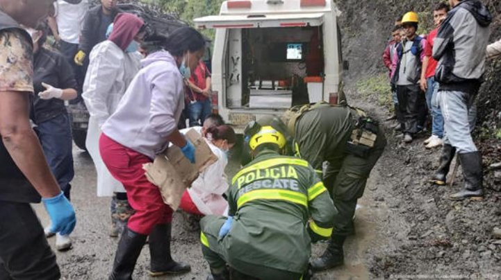 Deslave en Colombia mata 11 y deja 15 desaparecidos