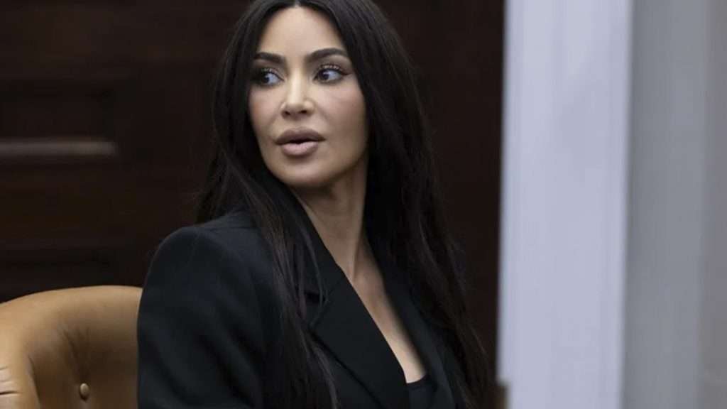 Kim Kardashian califica de inhumanas las redadas de ICE en Los Ángeles