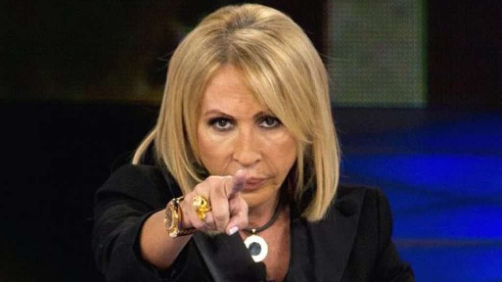 Laura Bozzo pierde demanda contra Irina Baeva y Gabriel Soto y explota contra la prensa