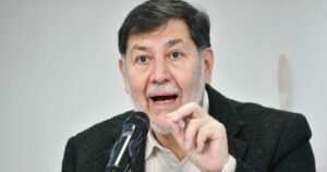Gerardo Fernández Noroña CFE sueldo