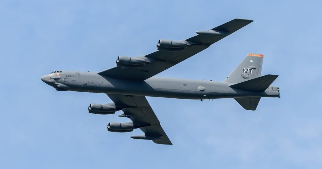 accidente bombardero B-52 California