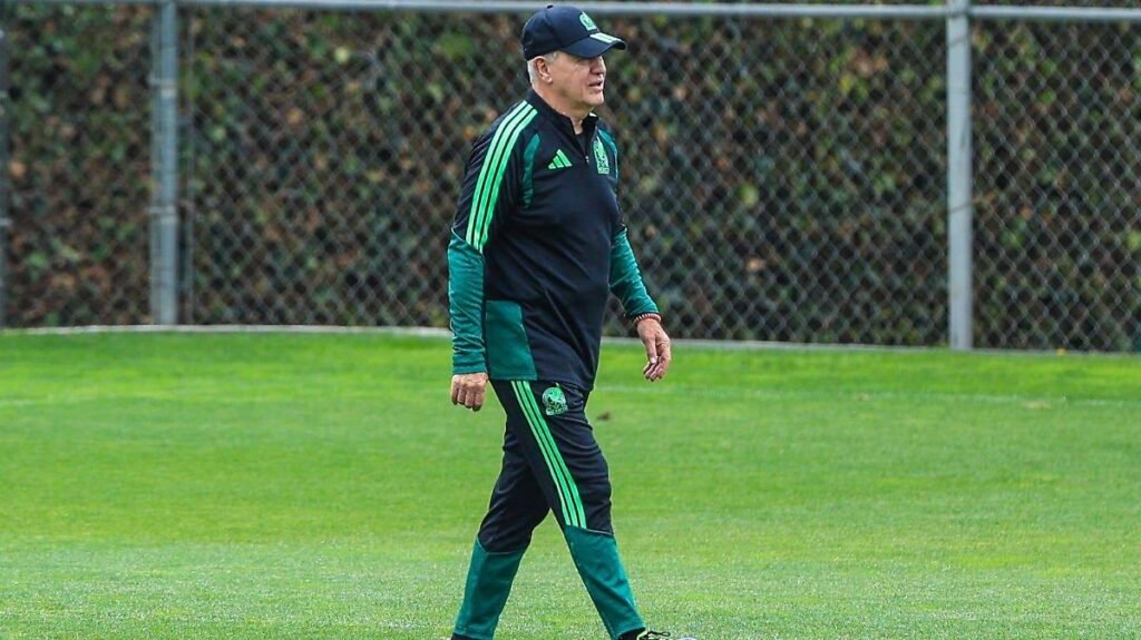 Javier Aguirre once titular Mundial 2026