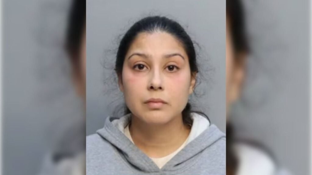 madre encadena hija florida