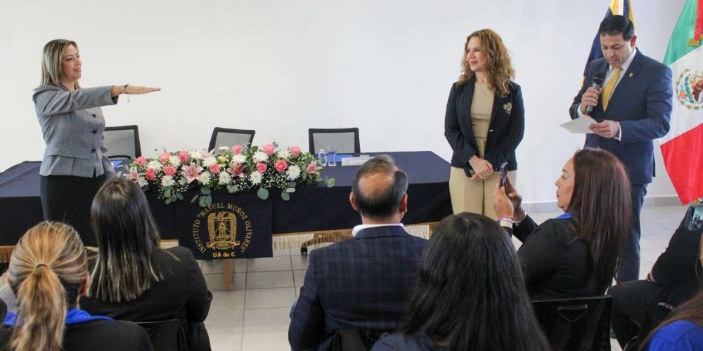 2-Toma de Protesta de la Directora del Instituto Manuel Muñoz