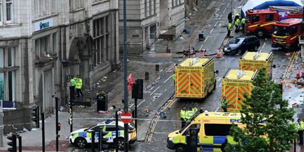 4A64ADB3-7F52-4F4D-8A4E-025924F749D7