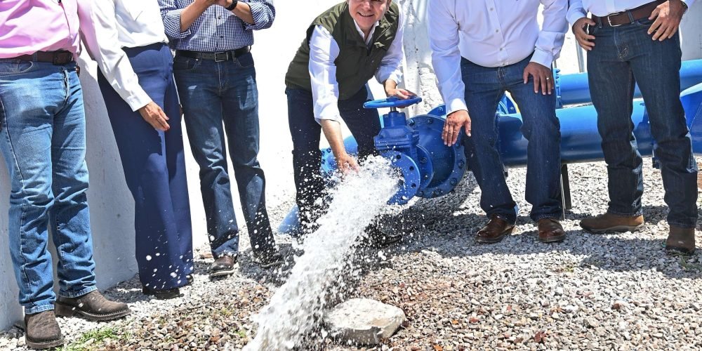 81d52dac-10ed-4a0e-bccc-afc8800fe769