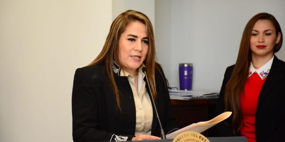 ALEJANDRA DEL VALLE -55