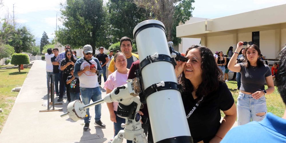 Abre Puertas UAdeC para Observar Eclipse Solar Camporredondo 2024 _3