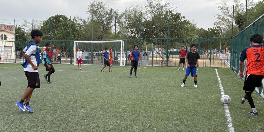 Academia Municipal de Futbol en Línea Verde una opción para activarse y desarrollar su talento