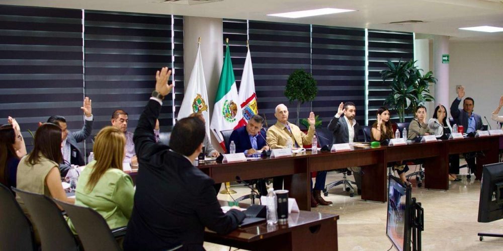 Aprueba el Cabildo iniciativas en favor de la seguridad vial, la educación y la vivienda digna