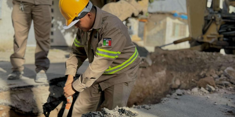 Arranca SIMAS Torreón reposición de línea sanitaria en Ampliación Los Ángeles; anuncian cierre de calle