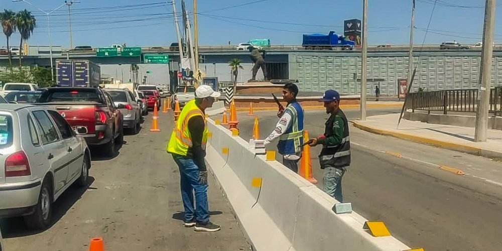 Avanza instalación de barreras centrales para mejorar la seguridad vial