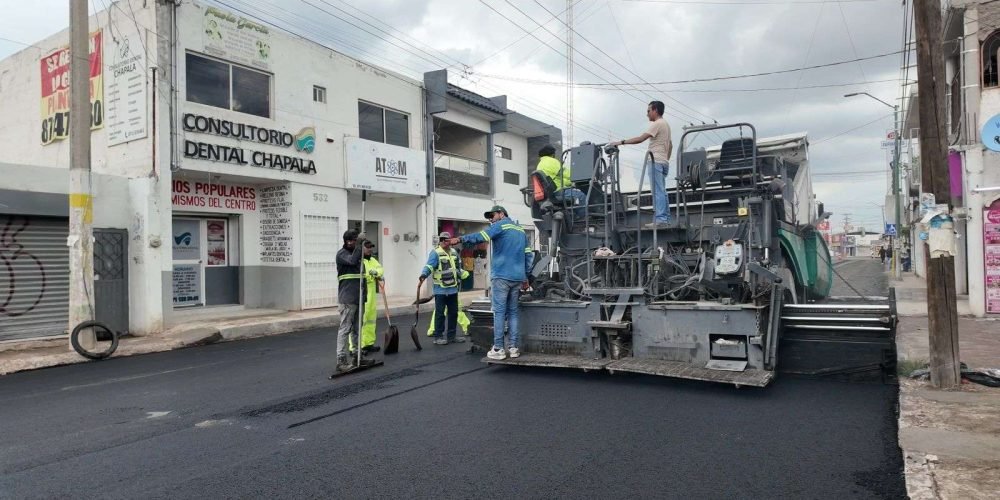 Avanza la rehabilitación de la Calle 11 en la colonia Fidel Velázquez de Gómez Palacio