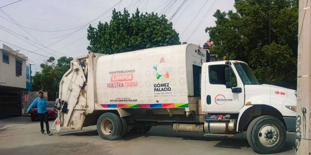 Ayuntamiento no levanta escombros, ramas, muebles viejos, llantas u otro tipo de residuos no domésticos de los domicilios