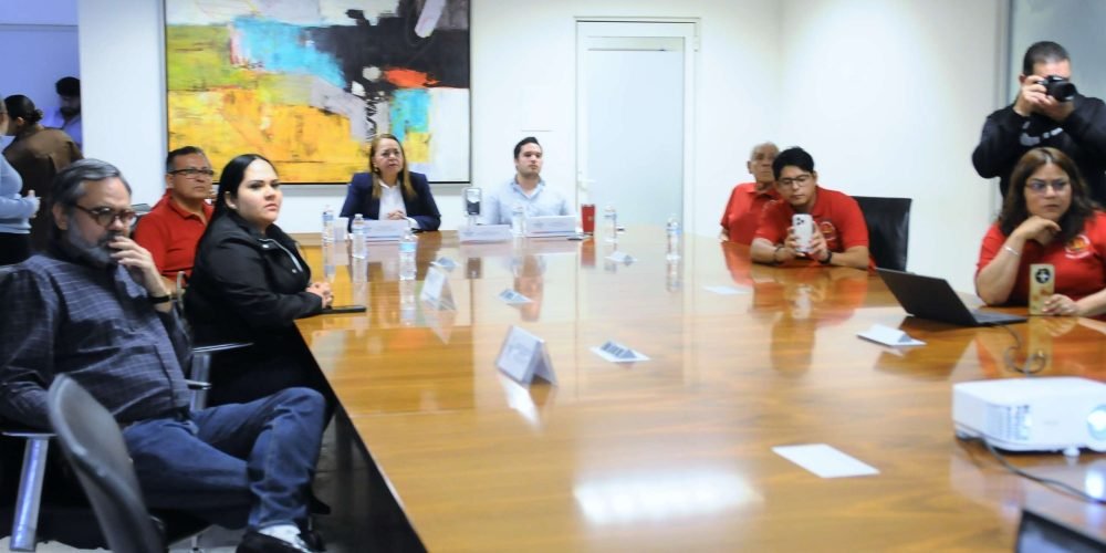 Buscan elevar a patrimonio cultural al tradicional Mercado Navideño