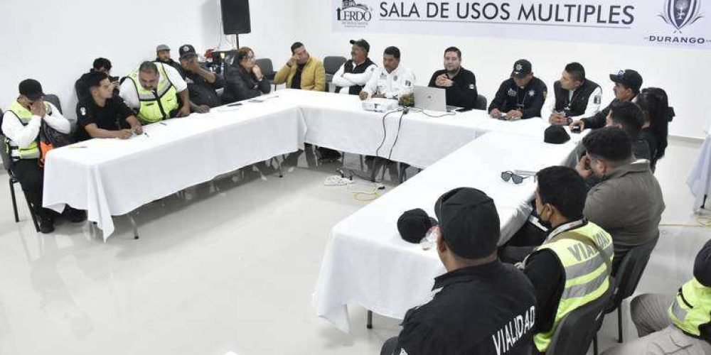 Capacitación a elementos de tránsito en Lerdo sobre peritaje terrestre