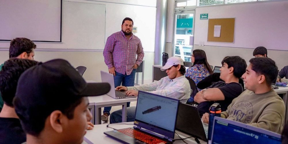 Dirección de la Juventud refuerza colaboración con universidades de la región