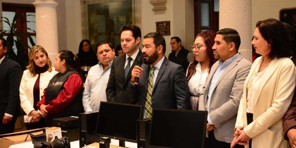 ENTREGA DE EQUIPO.13 PM