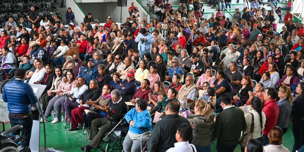 ENTREGA HOMERO MARTÍNEZ MÁS DE 300 APARATOS ORTOPÉDICOS