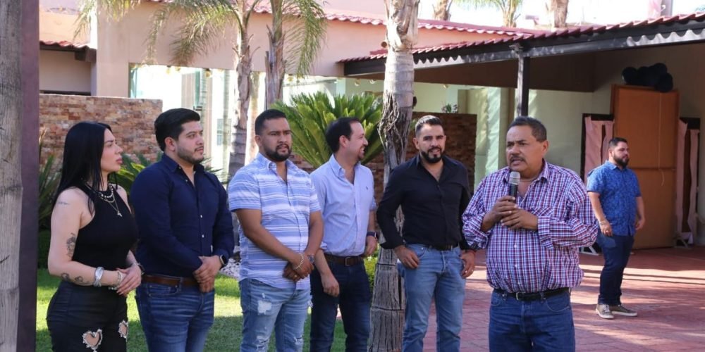 FESTEJO (1)