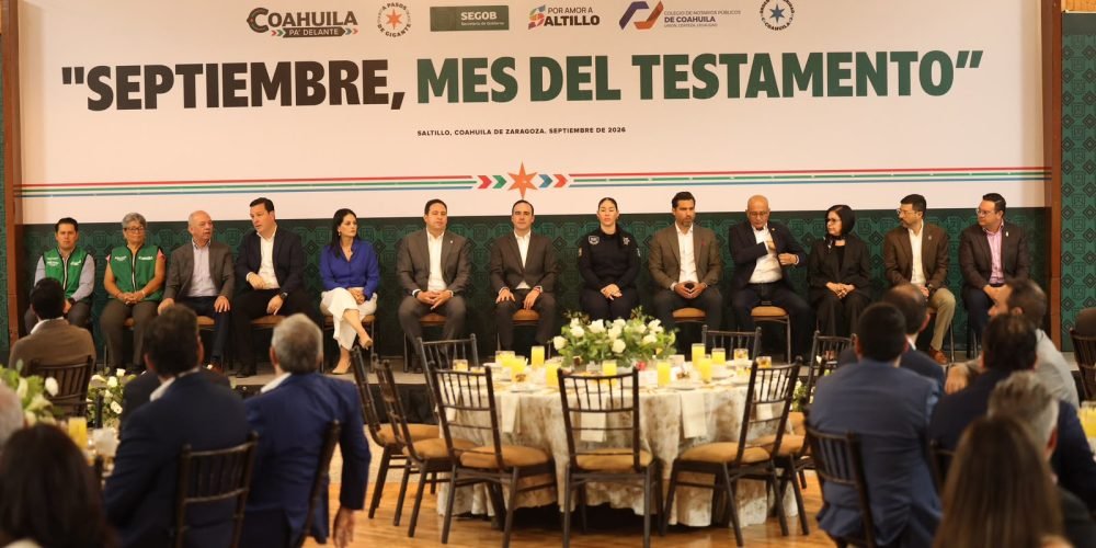 Fortalecen Manolo y notarios el mes del testamento