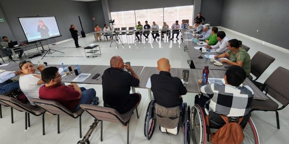 Foto 2. FORO DE CONSULTA- TORREÓN