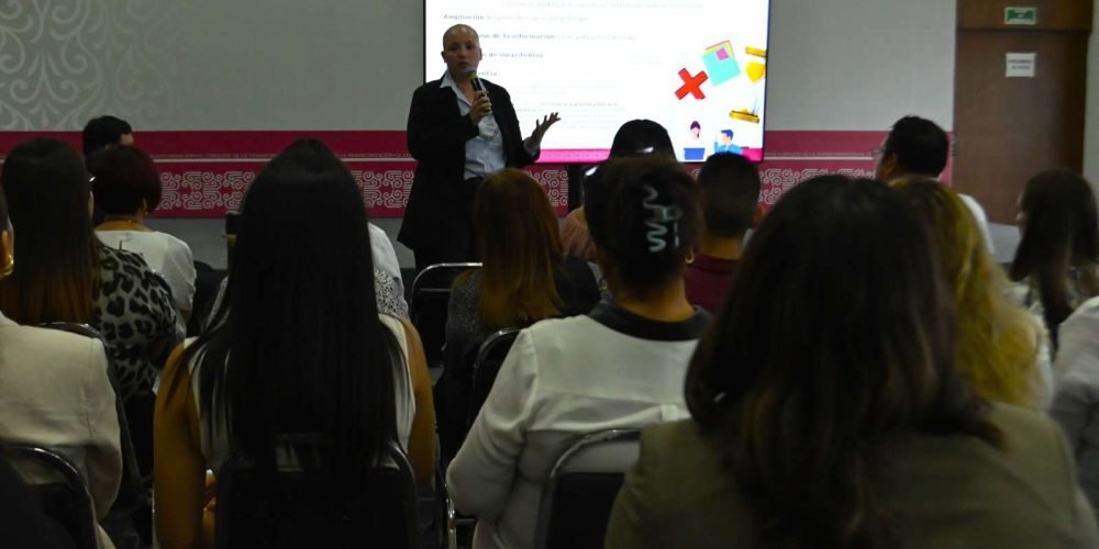 Imparten capacitación a funcionarios de Gómez Palacio sobre Transparencia y Acceso