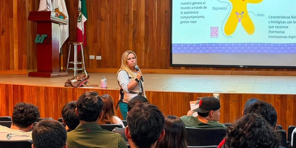 Instituto Municipal de la Mujer lleva charlas de sensibilización sobre equidad de género a alumnos de la UTT
