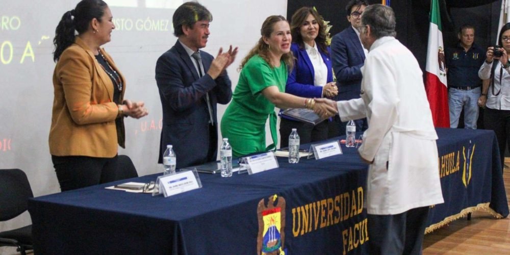 LXVII Aniversario de la Facultad de Medicina (8)