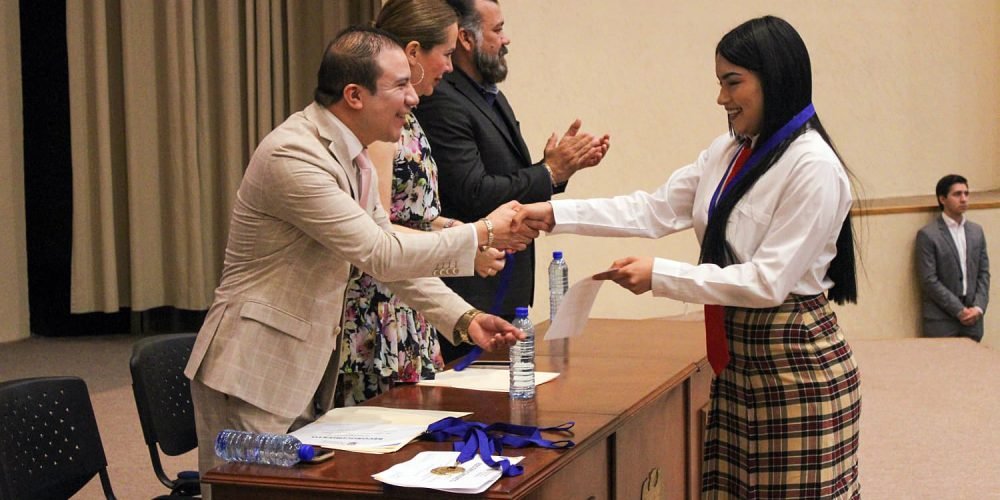 Medallas y Reconocimientos UT _4